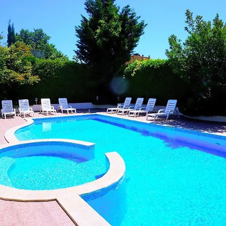 резидънс - Byala Complex *